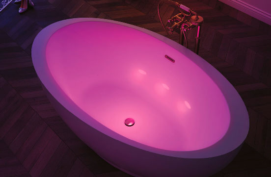 Illuzio del chromotherapy bathtub